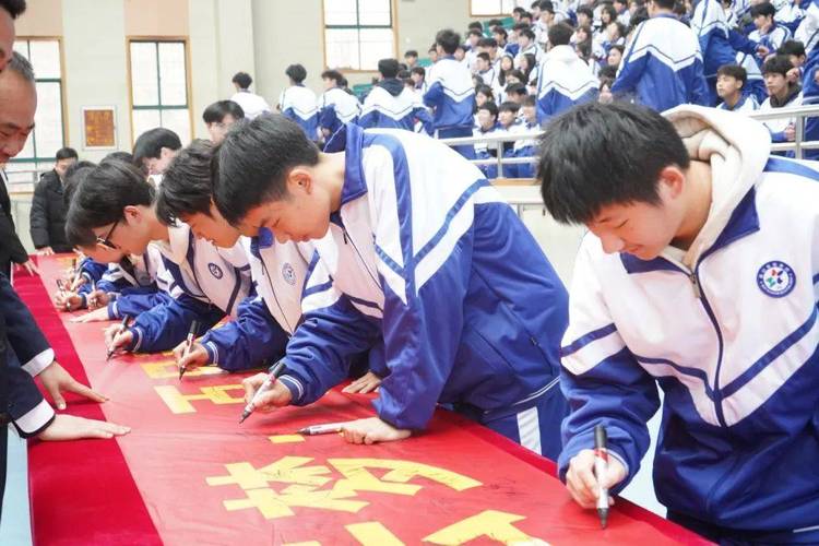 名师阵容已定！西山学校2020届新高一即将扬帆起航，再创辉煌！