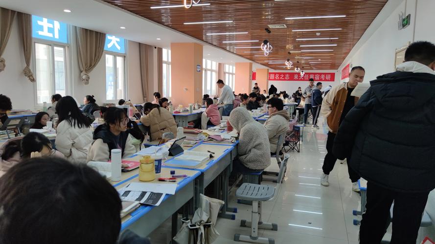 付费自习室里的考研季