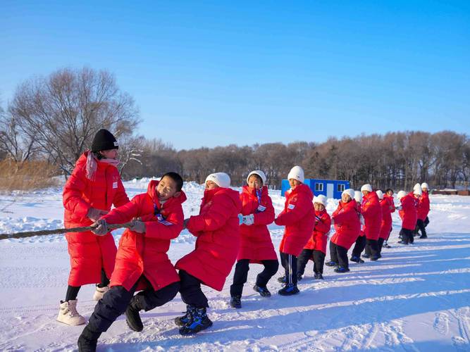 “激情冰雪，助力2022”小使者在行动公益活动向全国青少年发出邀请