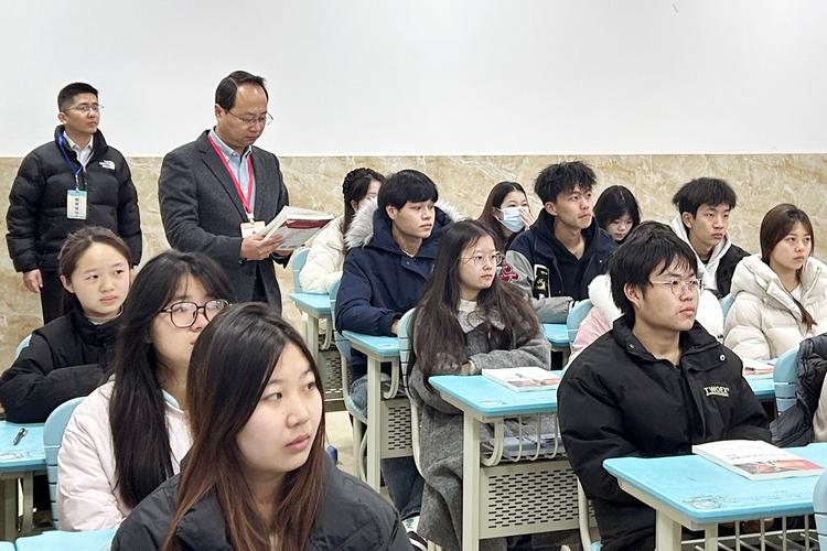 教育部暗访北京高三初三开学 共查70余所学校